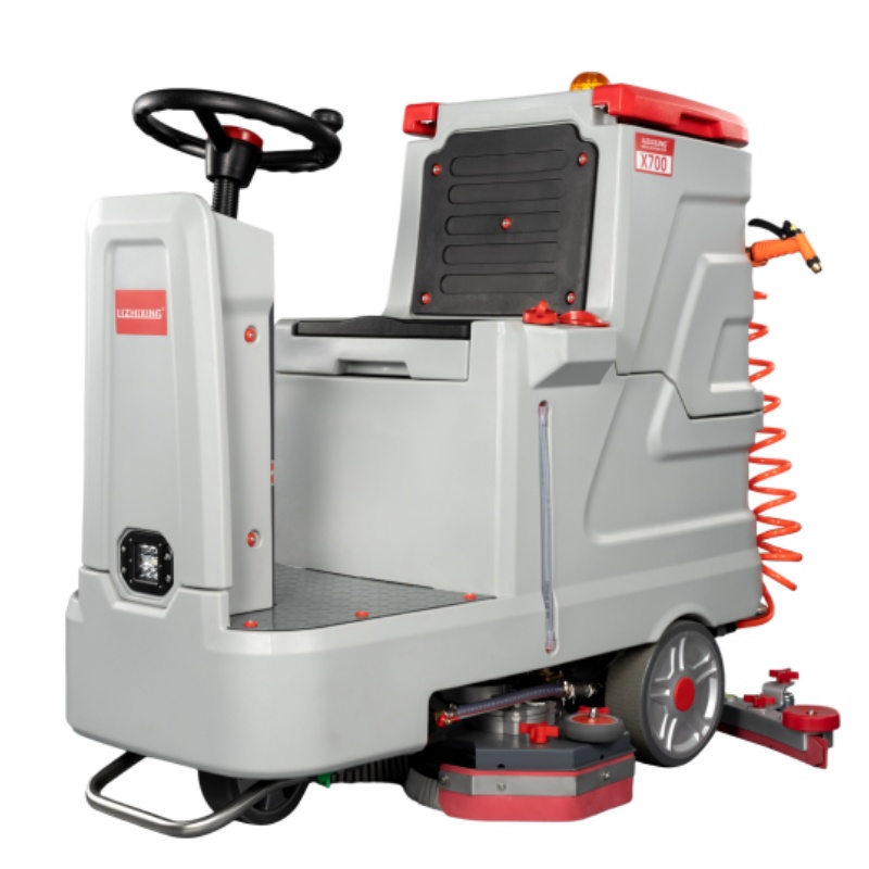 长春坦洁全自动驾驶式洗地机X700